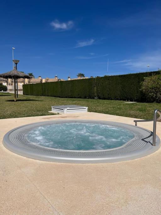 Privatunterkunft Mit Grosser Poolanlage, Meerblick Dehesa de Campoamor  Exterior foto